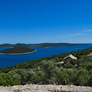 https://glamping-tents-trasorka.primorje-gorskikotar.com
