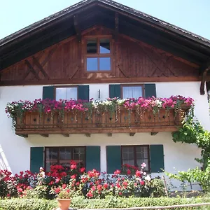 Haus Alpenrose Апартаменты